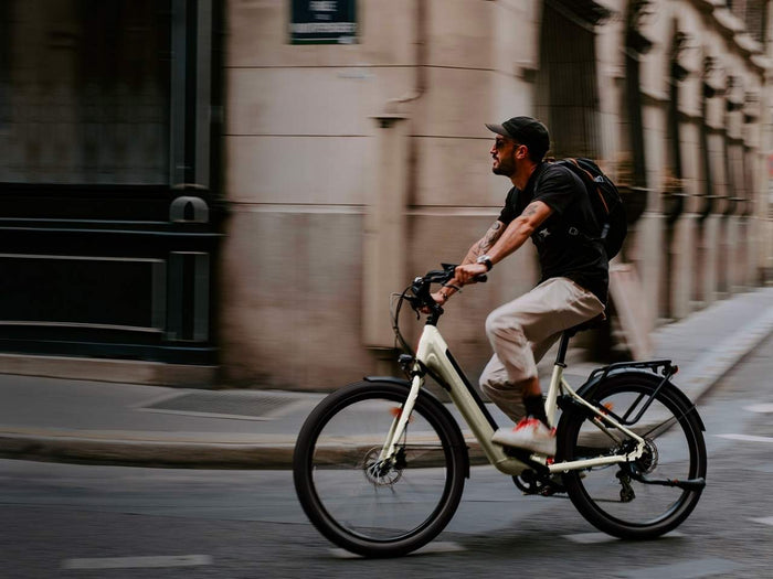 Marre de la location ? 5 raisons d’acheter un vélo électrique